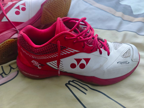 Yonex power cushion wide - power,
