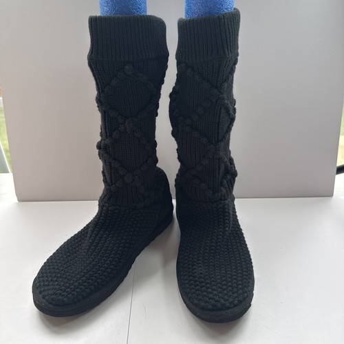 Woman ugg black size 7 - ugg,