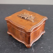 Small Vintage Swiss Music Box Musical Jewellery Trinket - "Auf Wiedersehen"