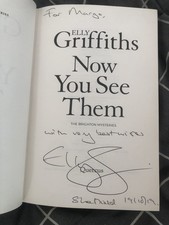 RARE Elly Griffiths Signed 1st Edition Book, Crime Novel Brighton Mystery GC