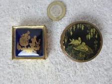 2 Vintage Decorative Pocket