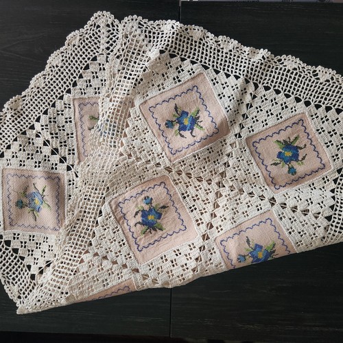 Vtg cross stitch floral table - cross,