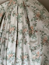 FABULOUS VINTAGE LAURA ASHLEY