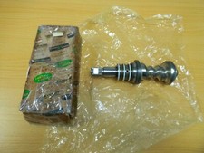 GENUINE LAND ROVER EARLY DEFENDER STEERING BOX WORM & VALVE ASSEMBLY AEU1356