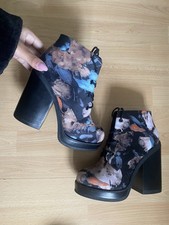 Women’s Black Goth Steampunk Floral Platform Chunky Boots ASOS UK5 NWOT EU38