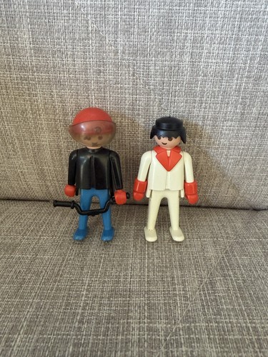 Vintage playmobil figures - x,