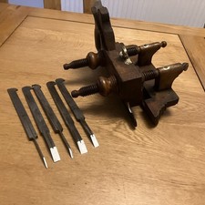 Vintage Woodworking grooving