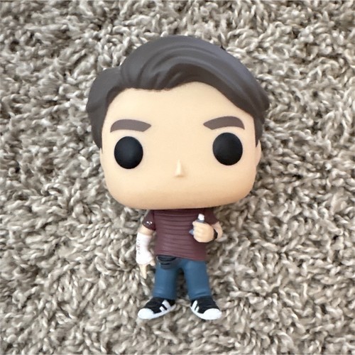 Eddie kaspbrak funko pop - eddie,