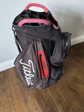 Titleist StaDry 15-Way Cart