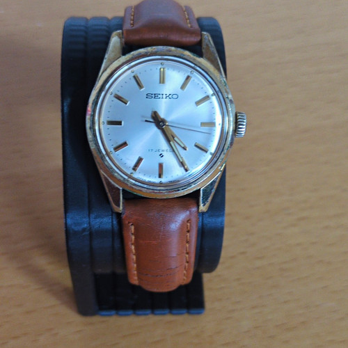 Seiko jewels manual wind - jewels,