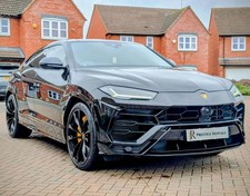 Lamborghini Urus 5 Seat