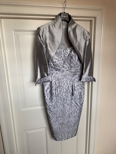Mother the bride outfit - the,