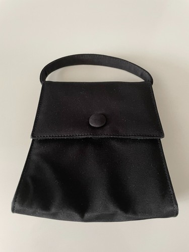 Small hobbs black clutch bag - small,