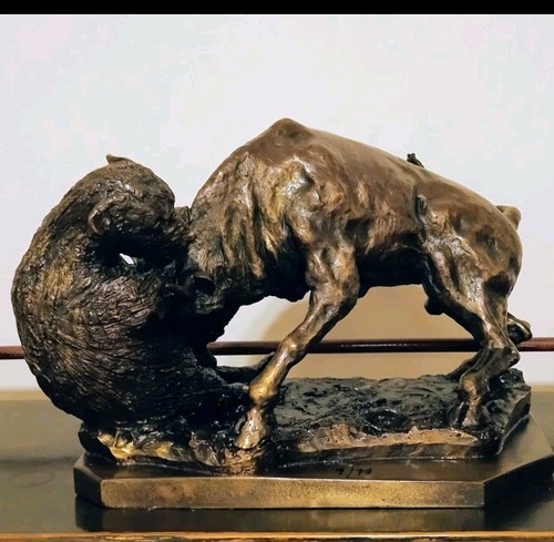 Bull and bear bronze - bull,