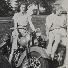 Vintage B&W Photo Snapshot of