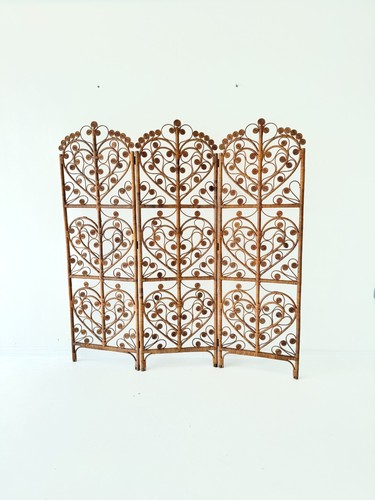 Wicker bamboo heart design - wicker,