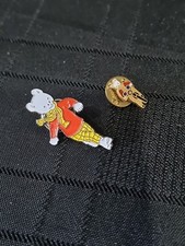2x Vintage Rupert The Bear Pin Badges Rainbow Park (B4)