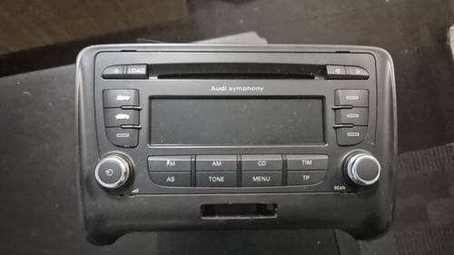 Audi concert stereo - audi, head