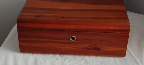 Vtg cedar wood - cedar,