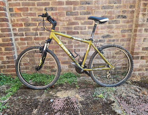 Trek 3900 mountain bike - trek,