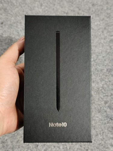 Boxed samsung galaxy note10 - samsung,