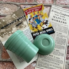 QUICKMIX 1940s GREEN BAKELITE