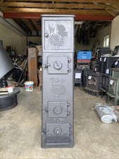 Jotul 906 Classic Cast Iron Wood Burning Stove Black 120mm Rear Flue Exit