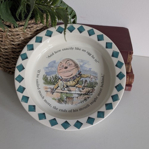 Alice wonderland humpty - alice, in