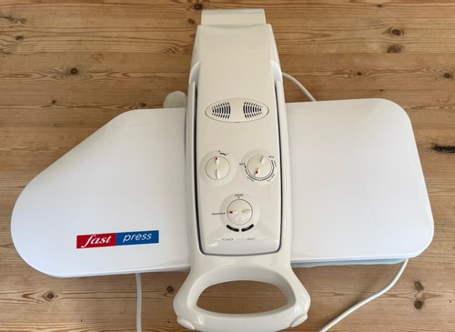 Fast press ironing - press, 1600w