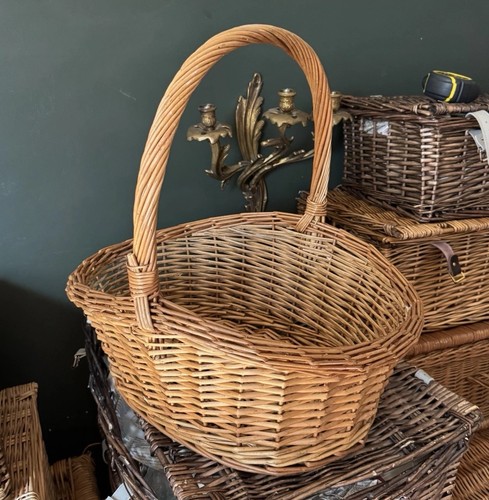 Vintage wicker basket - , with