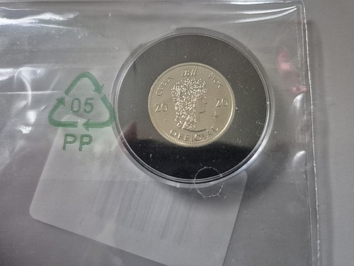 Queen brian may - brian, sixpence