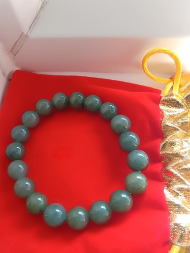 Beautiful real green jade - beautiful,