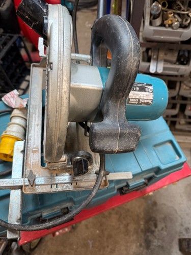 Makita 5703r circular saw - circular,