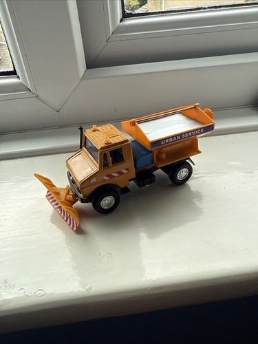 Mercedes benz snow - plow, and