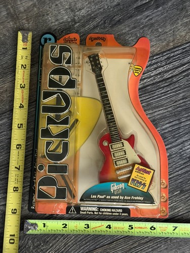 Kiss guitar mini - ace, frehley
