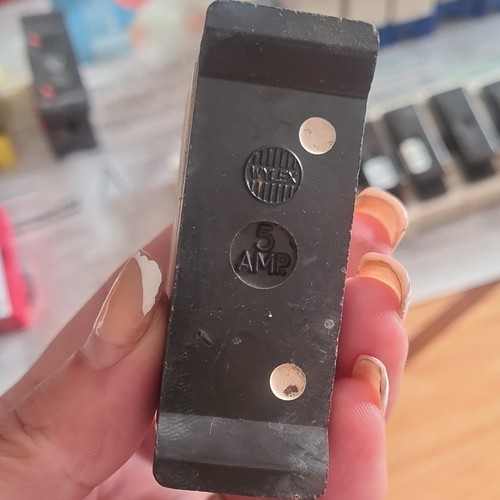 Wylex rewireable fuse with - fuse,