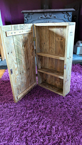 Reclaimed wooden cottage - reclaimed,