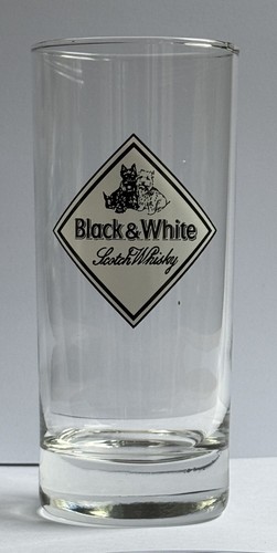 Black white scotch whisky - &,