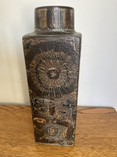 Large 'Baca' faience