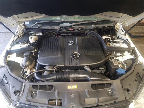 W204 mercedes c - w204,
