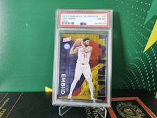 Joel Embiid (76ers) Gold /10 - 2023 Panini NSCC Silver Pack Basketball PSA 8