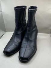 Forever Comfort Ladies Ankle Boots, Size 6.5