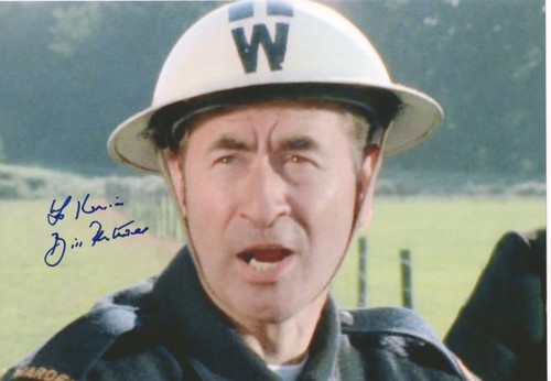 Bill pertwee signed 12x8 photo - pertwee,