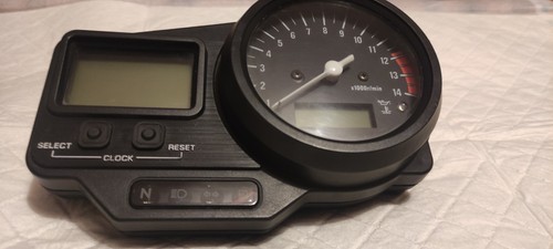 Yamaha yzf 1000 4xv - yamaha,