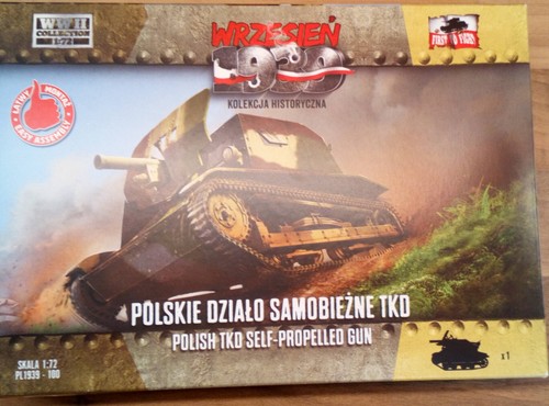 Polish self propelled gun tank - propelled,