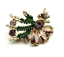 Vintage EXQUISITE Lucky White