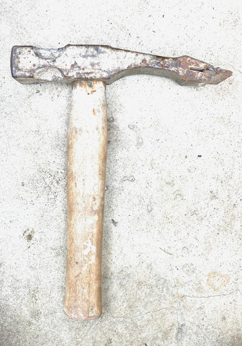 Vintage scutch hammer - scutch,