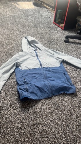 Berghaus hooded windbreaker - berghaus,