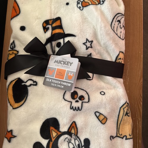 Maxx homesense disney - t.k,