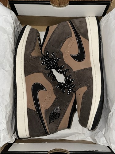 Air jordan mid - se,